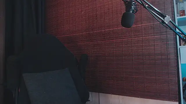 Snapshot of Artemis_Kazttman chatting on March 16, 4:01 pm Artemis Kazttman online show from March 16, 4:01 pm