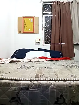 Taz2713 online show from February 24, 9:04 pm