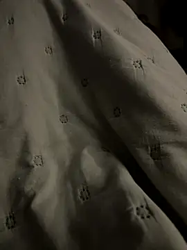 petuletra online show from September 13, 8:10 pm