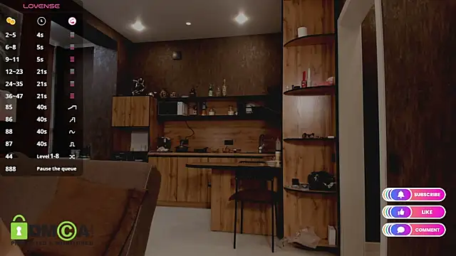 Model Mike online show from November 16, 5:20 am