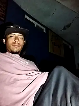 AlexAlejandro13 online show from June 24, 7:22 am