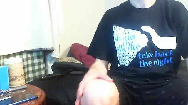 Bottomslut4tops84 online show from April 27, 12:07 am