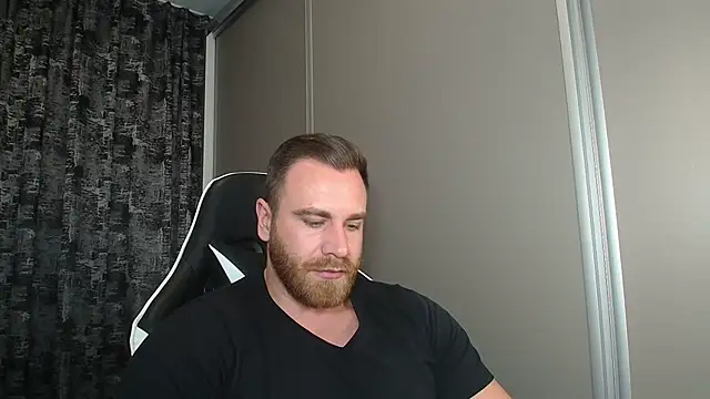 Thori92 online show from November 17, 7:06 pm