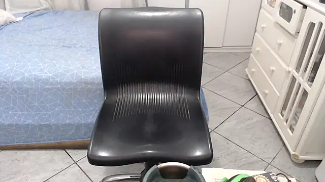 MysterBearMG online show from February 2, 11:46 pm