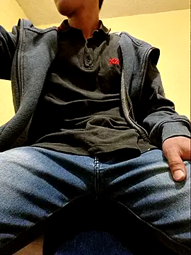 KevinCrz online show from March 5, 10:17 pm