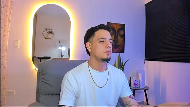 alejandro calderon1 online show from February 9, 4:17 am