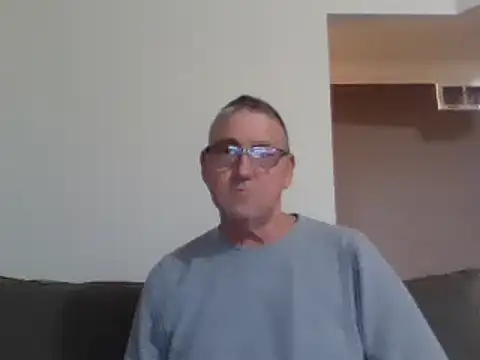 Snapshot of takeitall101 chatting on December 3, 12:22 am takeitall101 online show from December 3, 12:22 am