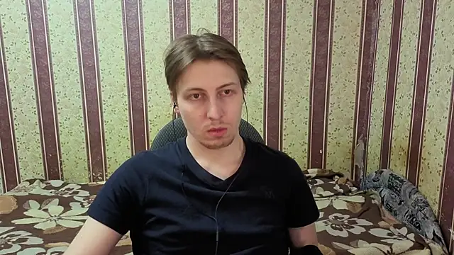 darienlarge online show from December 22, 12:57 pm