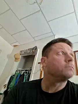 curiouscock38 online show from April 7, 5:24 pm