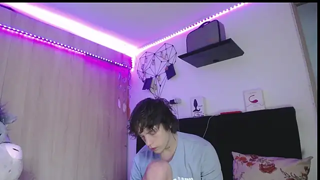 Santiago kiler online show from March 28, 12:27 pm