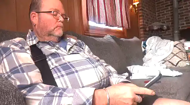 mrwizard4570 online show from December 23, 7:41 pm