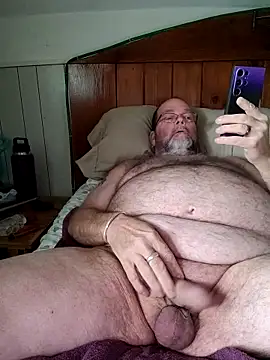 mrwizard4570 online show from October 25, 5:03 pm