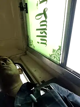 Snapshot of sanjib-1234 chatting on September 11, 8:35 am sanjib-1234 online show from September 11, 8:35 am