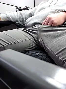 taurada76 online show from December 24, 1:17 pm