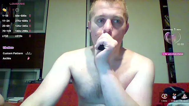 Matttthees online show from October 19, 8:45 pm