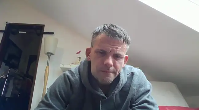 Cambitchboy online show from December 17, 2:00 pm