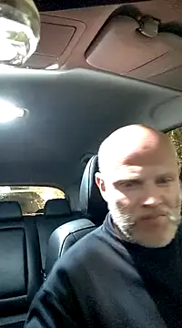 davigochi77bcn online show from December 3, 6:49 pm