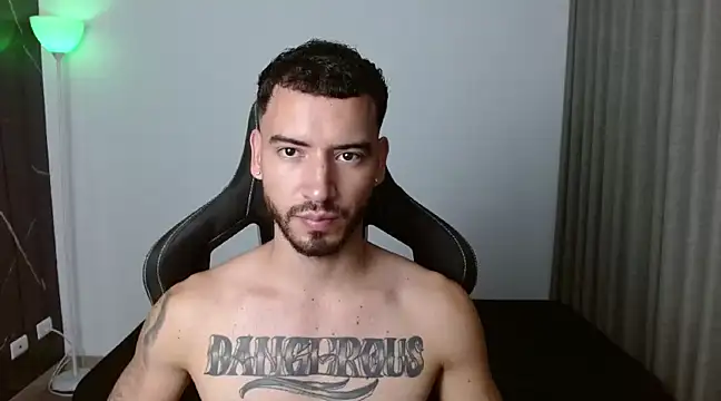 Dangerous-Men online show from February 21, 3:34 am
