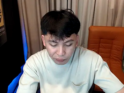 princeJayX online show from April 12, 10:17 am