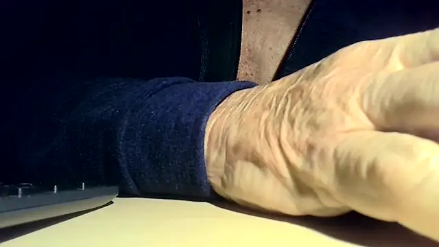 tachione2 online show from October 3, 5:45 am