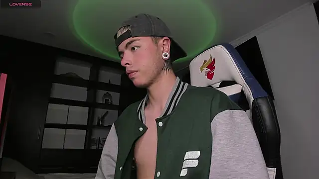  morghan  online show from December 15, 11:31 pm