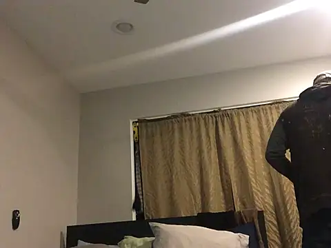 Londonfrotadejr online show from December 12, 6:36 am