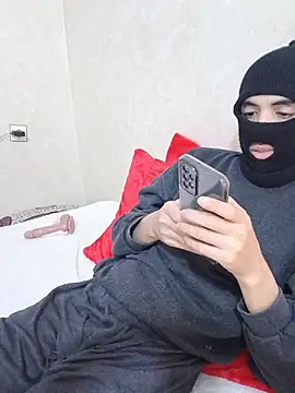 arabqueen online show from November 18, 9:28 pm