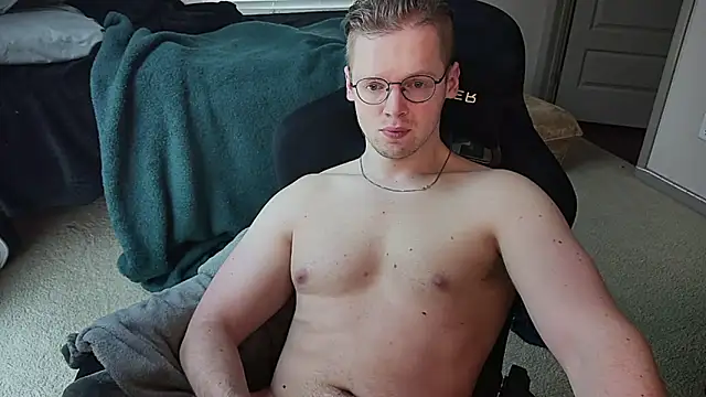 doloresman online show from July 7, 7:17 pm
