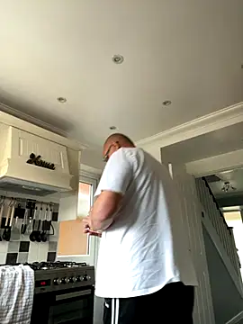 Garry831 online show from October 1, 4:00 pm