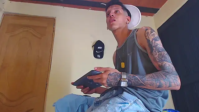 GaboReyes online show from September 29, 9:32 pm