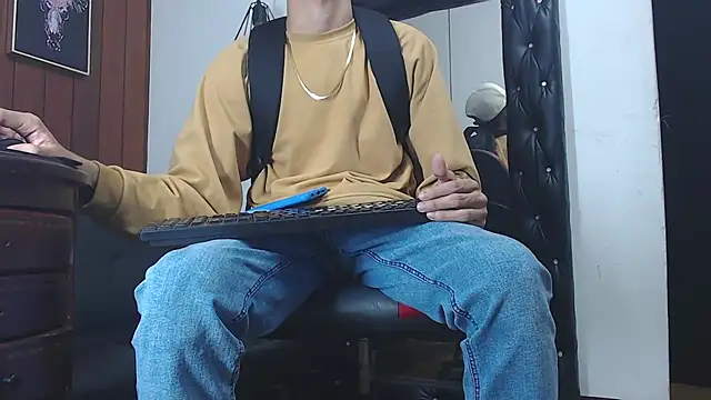 GaboReyes online show from January 27, 3:47 am