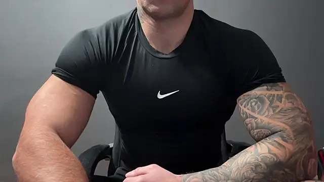 Mr YourGod online show from December 2, 5:43 am