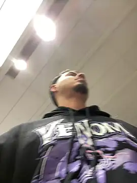 Bbyboyivan online show from December 22, 8:03 pm