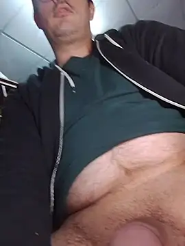 pedrosantos3366 online show from April 14, 10:20 pm