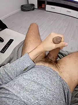 Snapshot of QuietBoy chatting on October 23, 2:42 pm QuietBoy online show from October 23, 2:42 pm