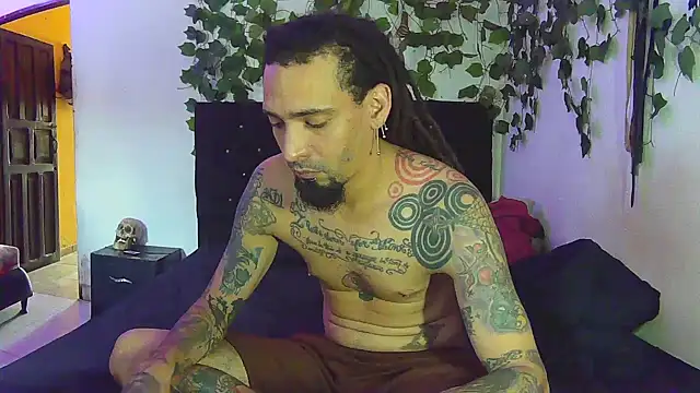 caribbeanlover1 online show from April 16, 8:20 pm