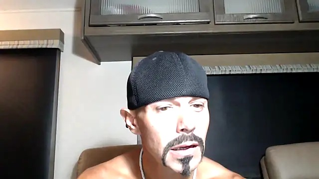 ThickD2C online show from April 19, 5:23 pm