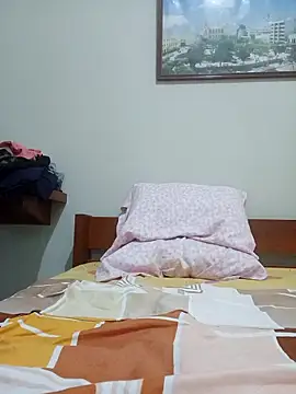 chicoguapo8 online show from February 6, 5:37 am