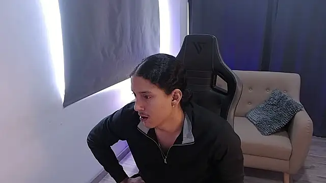 Liam V online show from March 16, 3:16 pm