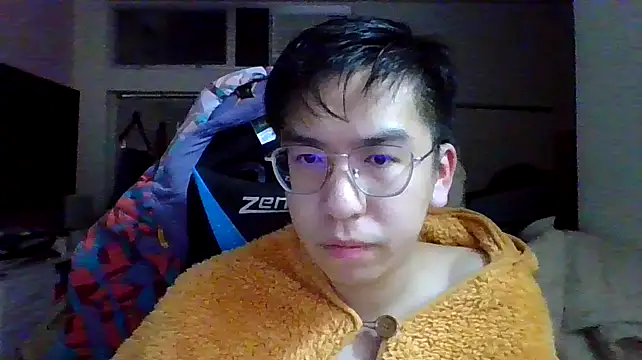 Snapshot of charlie_xdd chatting on February 7, 12:06 pm charlie xdd online show from February 7, 12:06 pm