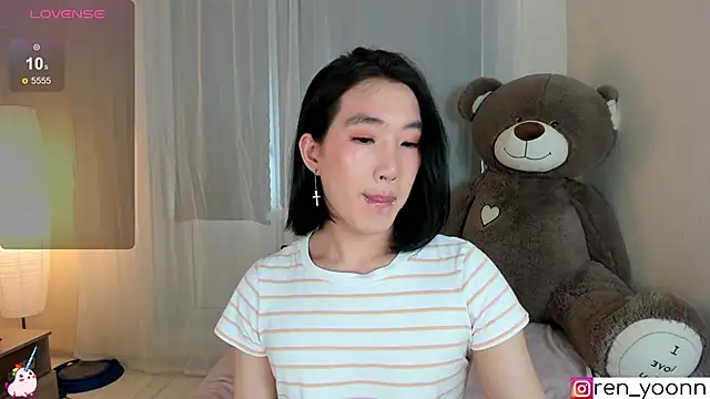 Ren yoon online show from May 28, 1:31 pm