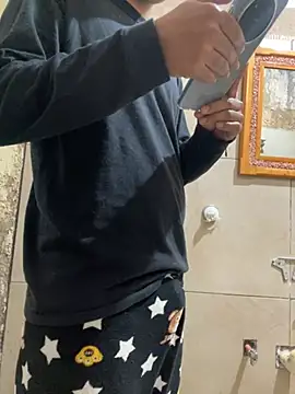 delgadito234 online show from February 16, 6:39 pm