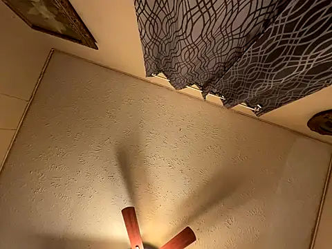 jck1m0t online show from November 26, 4:15 am