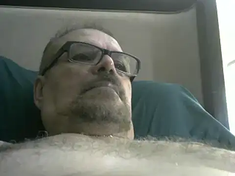 HungHugeMaxMagnummann online show from December 16, 3:51 am