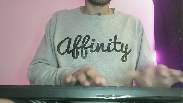 Christian Stiven1 online show from June 11, 3:10 pm
