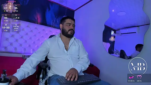 Snapshot of MichaelBear_ chatting on October 2, 12:53 pm MichaelBear  online show from October 2, 12:53 pm