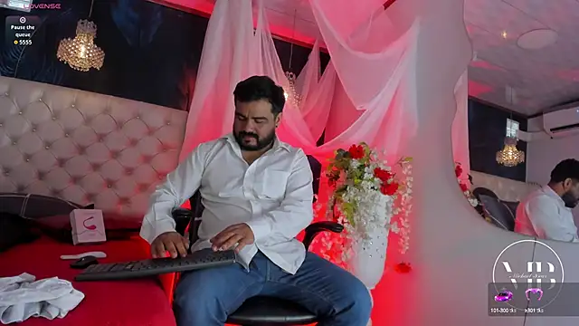 Snapshot of MichaelBear_ chatting on September 14, 2:30 pm MichaelBear  online show from September 14, 2:30 pm