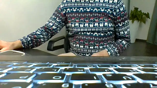 Snapshot of Horney_boy86 chatting on January 5, 10:29 pm Horney boy86 online show from January 5, 10:29 pm