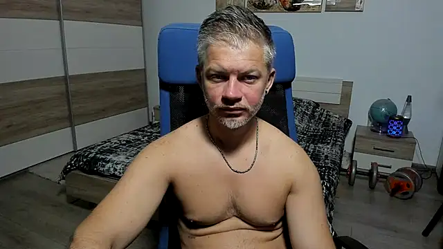 RobbyShawz online show from July 7, 4:12 am