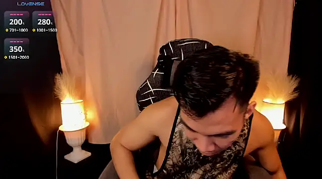 000batman000 online show from February 20, 1:08 pm